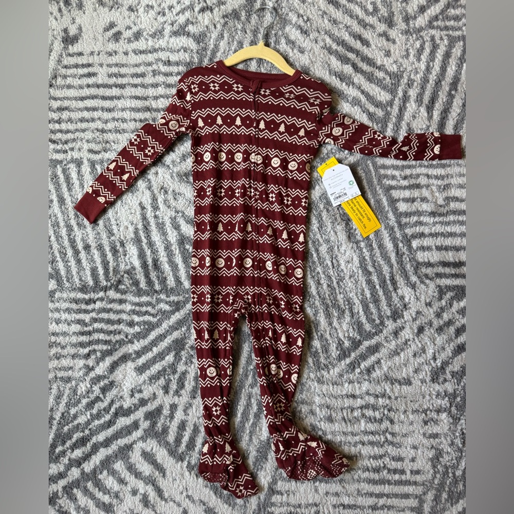 Little Co by Lauren Conrad Organic cotton Christmas pjs